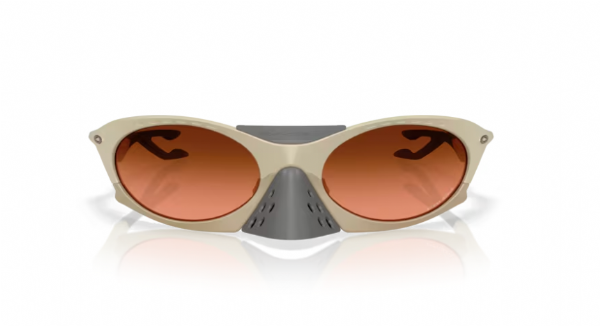 Oakley Plantaris Matte Sand/ Prizm Brown Gradient voorkant