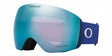 Oakley Flight Deck L Matte Navy/ Prizm Snow Sapphire Iridium schuine foto
