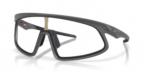 Oakley RSLV Matte Carbon/ Clear to Black Iridium Photochromic