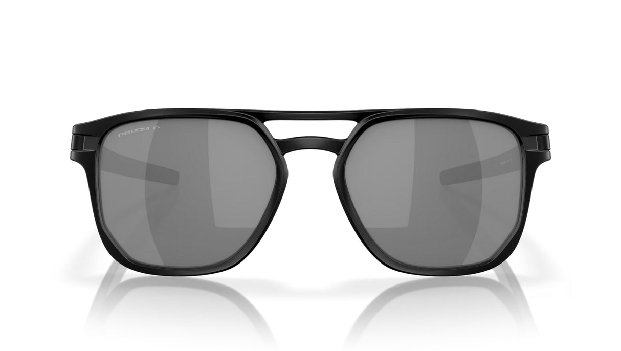 Oakley Latch Beta Matte Black/ Prizm Black Polarized Voorkant