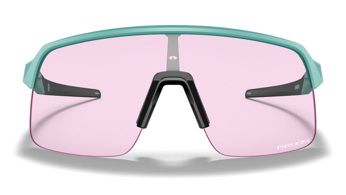 Oakley-Custom-Sutro-Lite-Matte-Pacific-Prizm-Low-Light-Voorzijde