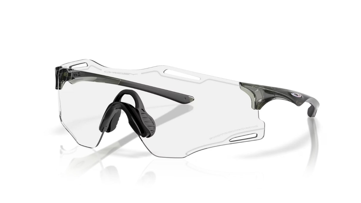 Oakley-Cybr-Zero-Polished-Black-Clear-to-Black-Photochromic