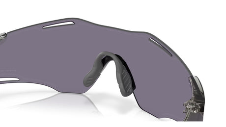 Oakley Cybr Zero Polished Carbon Prizm Grey achterzijde