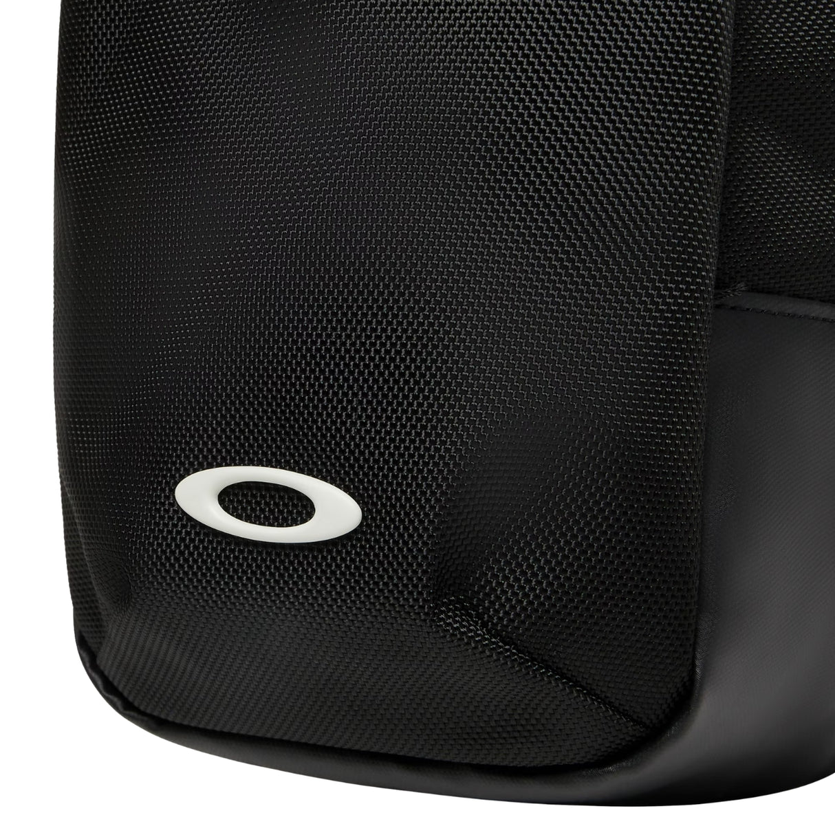 Oakley-Enhance-LT-Body-Bag-90-FW-BlackWhite