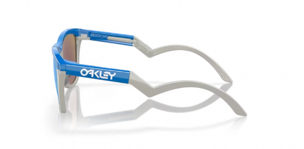 Oakley-Frogskins-Hybrid-Primary-BlueCool-Grey-Prizm-Sapphire