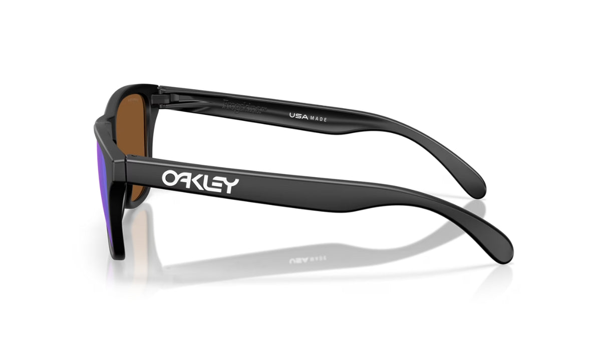 Oakley Frogskins S (small) Matte Black Prizm Violet zijaanzicht