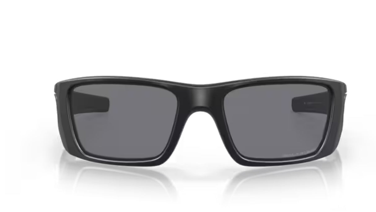 Oakley Fuel Cell Matte Black/ Grey Polarized Voorkant