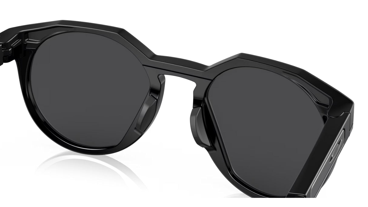 Oakley HSTN L Matte Black Prizm Black achterzijde nabij