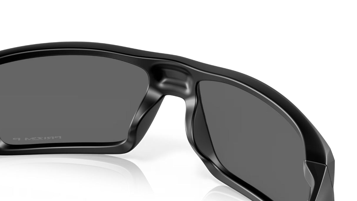 Oakley Heliostat Matte Black/Prizm Black Polarized Achterkant