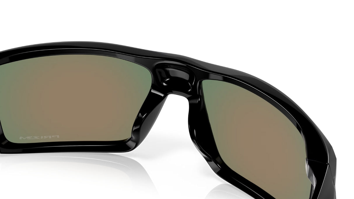 Oakley Heliostat Polished Black/ Prizm Ruby Achterkant