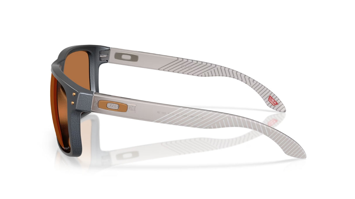Oakley Holbrook XL Blue Steel Prizm Bronze Polarized zijaanzicht