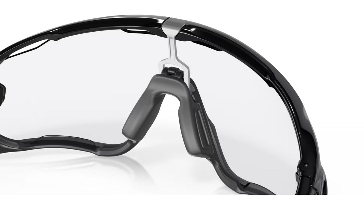 Oakley-Jawbreaker-Polished-Black-Clear-to-Black-Iridium-Photochromic