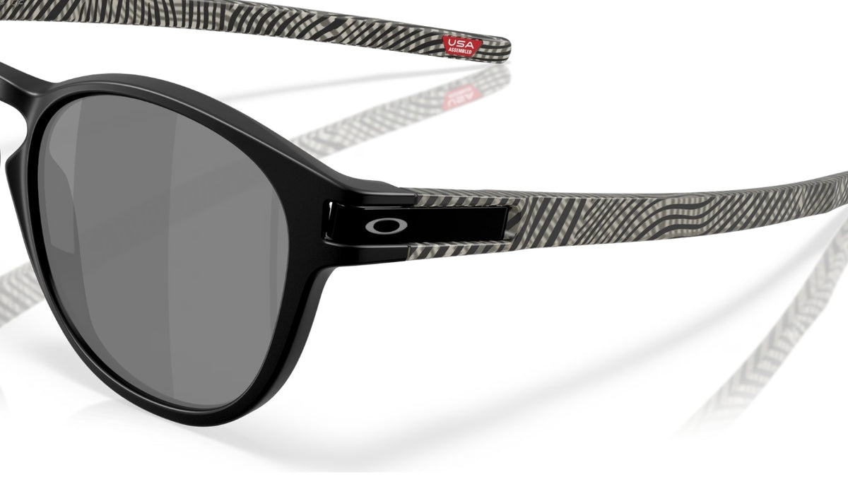 Oakley-Latch-Matte-Black-Prizm-Black-Polarized
