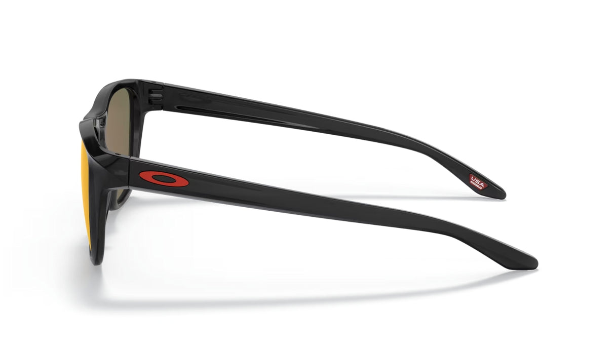 Oakley Manorburn Black Ink Prizm Ruby zijaanzicht