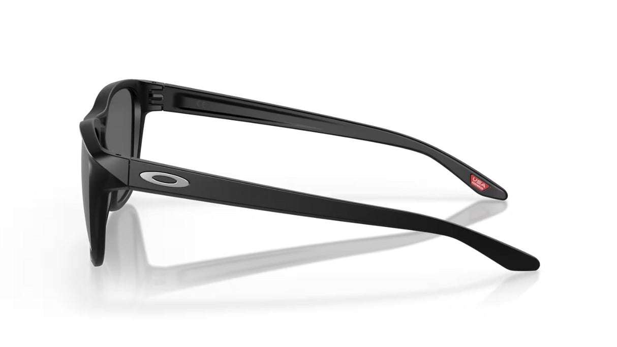 Oakley Manorburn Matte Black Prizm Black Polarized zijaanzicht