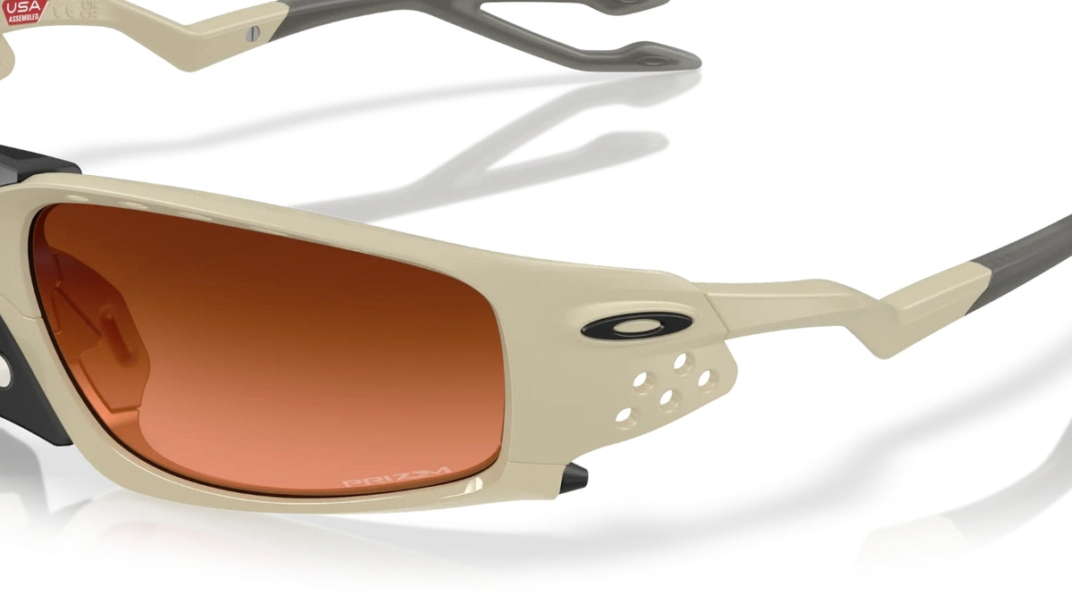 Oakley-Plantaris-SQ-Matte-Sand-Prizm-Brown-Gradient