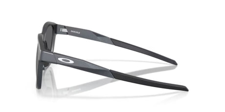 Oakley-Shackle-Blue-Steel-Prizm-Black-zijkant