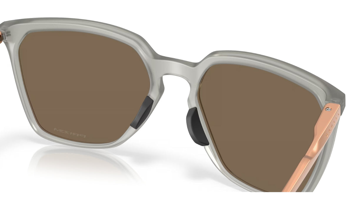 Oakley Sielo SQ Matte Grey Ink/ Prizm Rose Gold schuin achterzijde