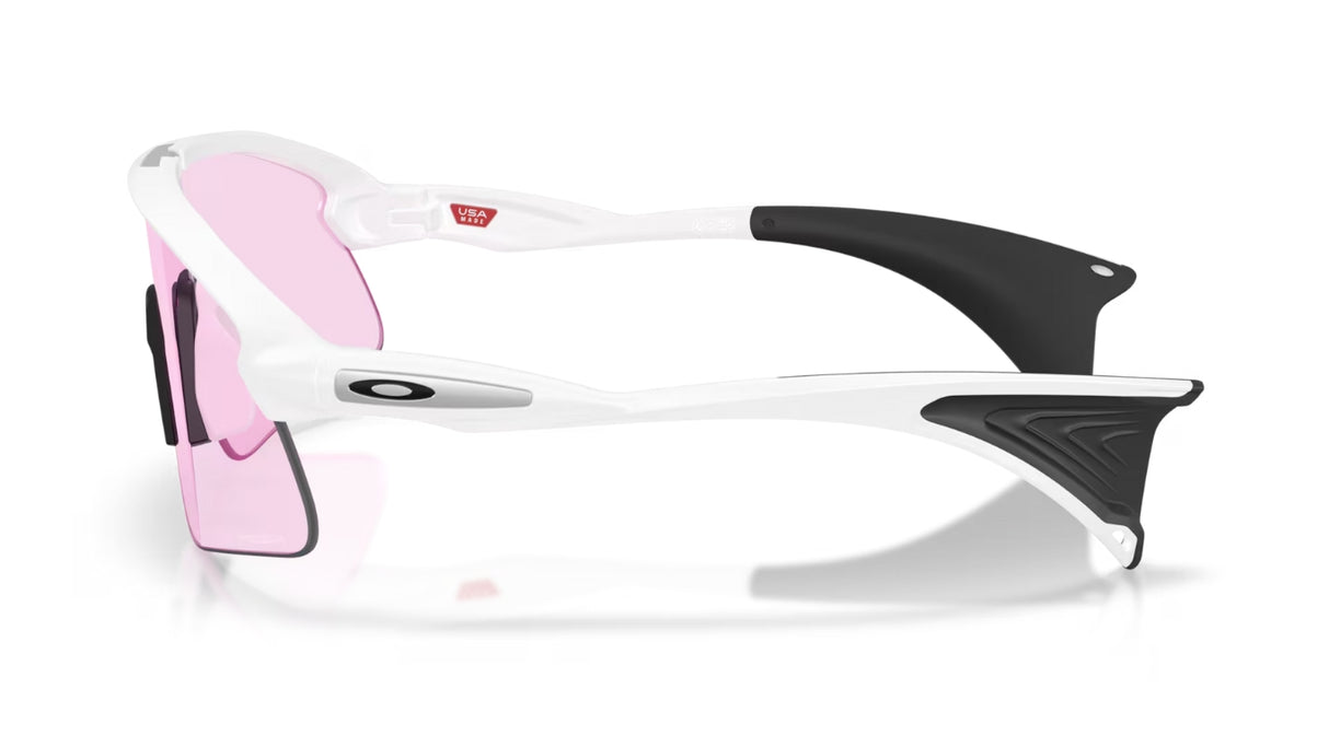 Oakley-Stunt-Devil-Matte-White-Prizm-Low-Light-zijaanzicht