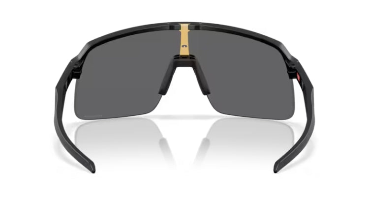 Oakley-Sutro-Lite-Matte-Black-Golden-Serie-Prizm-Black-achterkant