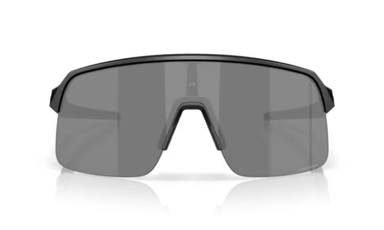 Oakley-Sutro-Lite-Matte-Black-Golden-Serie-Prizm-Black-voorkant