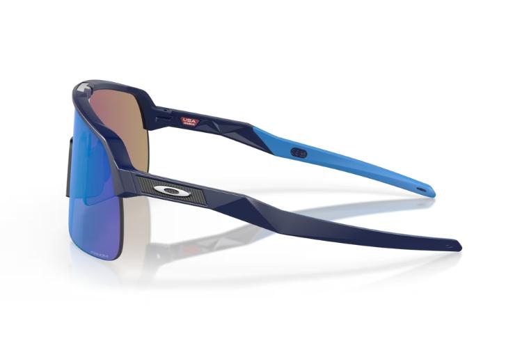 Oakley-Sutro-Lite-Matte-Navy-Prizm-Sapphire1-zijkant