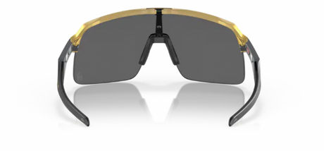 Oakley-Sutro-Lite-Patrick-Mahomes-Coll.-Olympic-Gold-Prizm-Black-achterkant