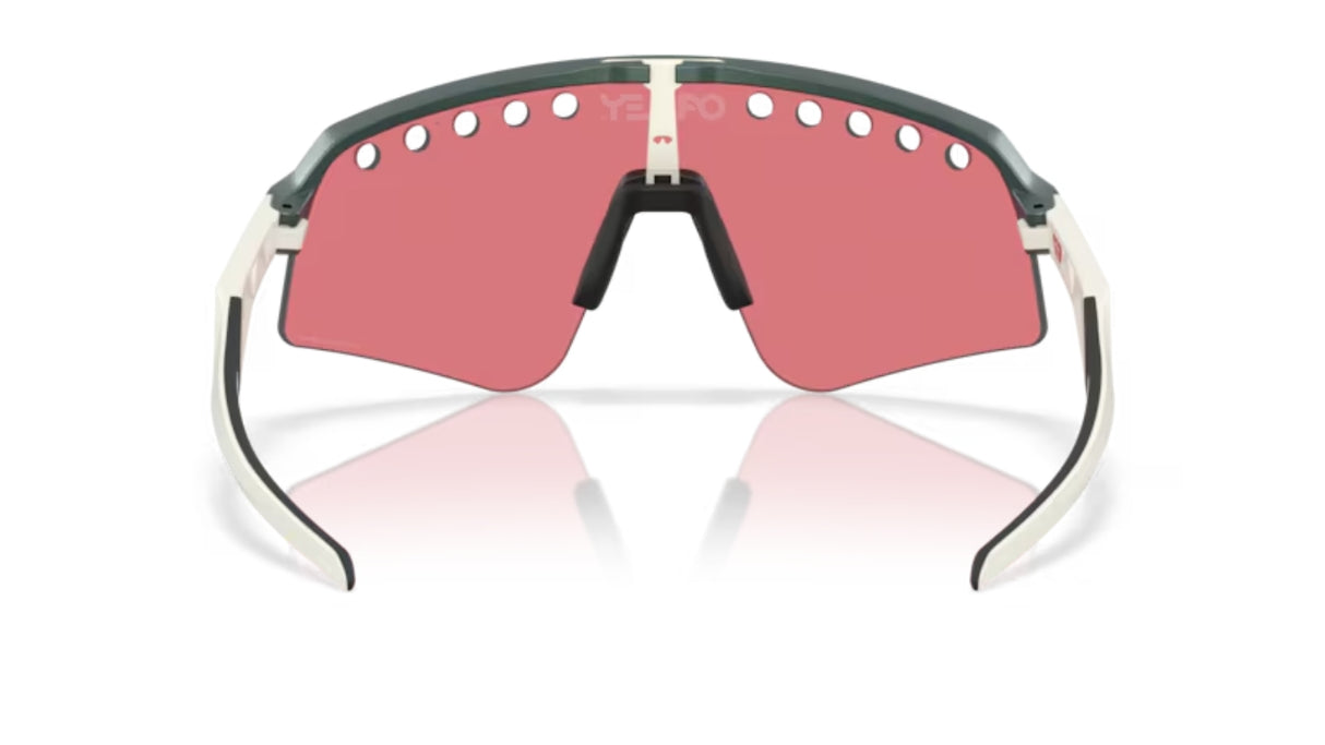 Oakley-Sutro-Lite-Sweep-Matte-Silver-Blue-Colorshift-Prizm-Trail-Torch
