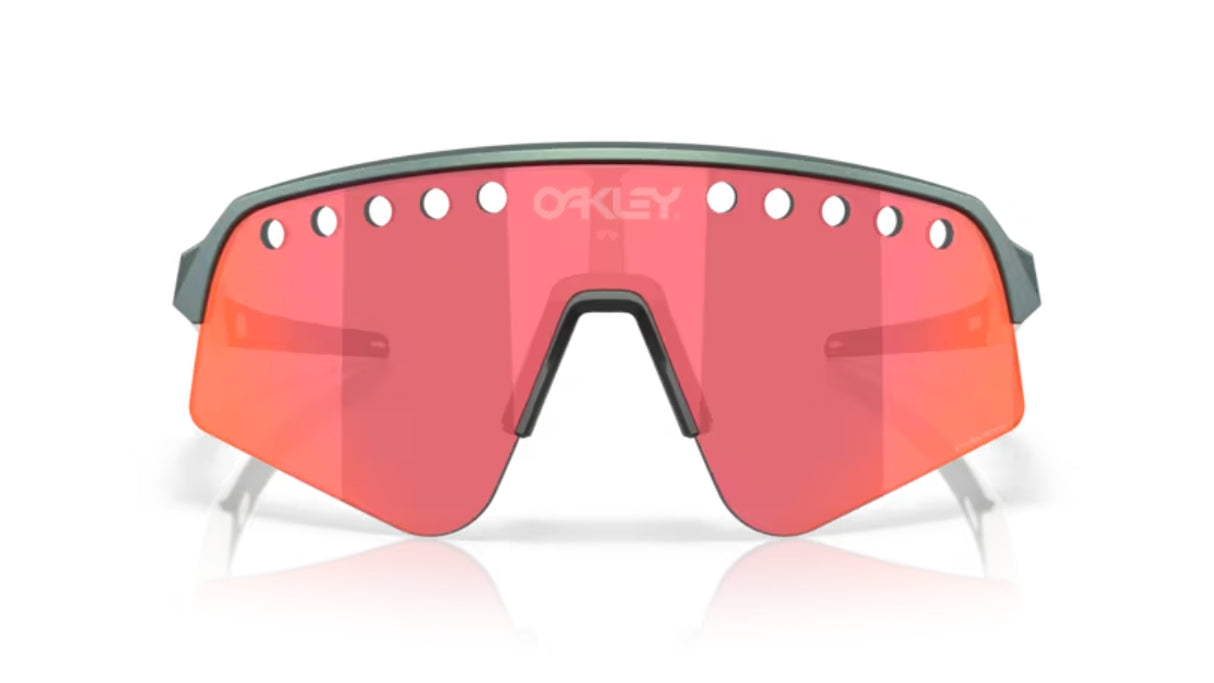 Oakley-Sutro-Lite-Sweep-Matte-Silver-Blue-Colorshift-Prizm-Trail-Torch