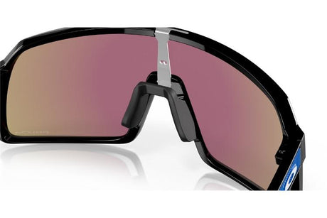 Oakley-Sutro-Polished-Black-Prizm-Sapphire-achterkant