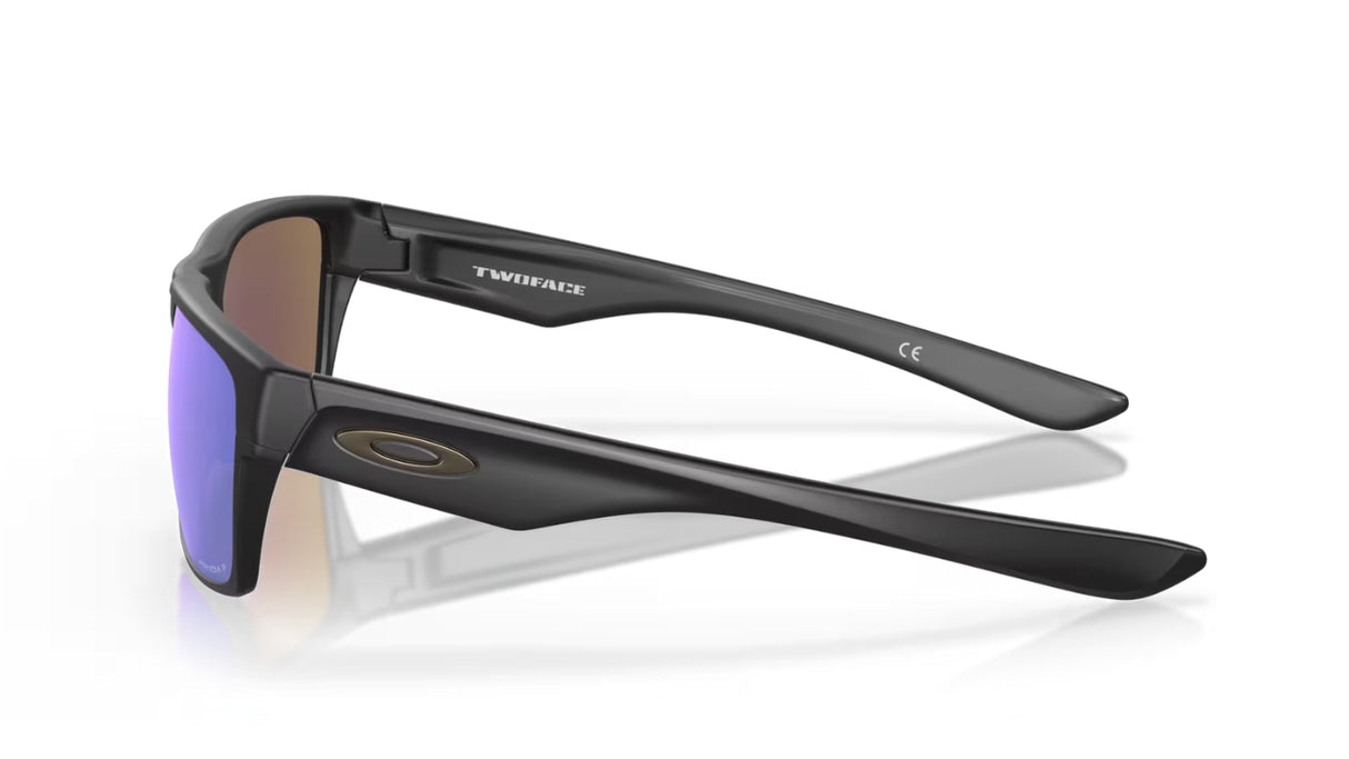 Oakley Twoface Matte Black Prizm Sapphire Polarized zijaanzicht