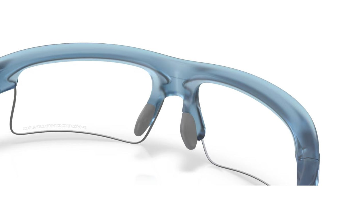 Oakley-bisphaera-speed-matte-transparant-stonewash-clear-blsck-photochromic-04