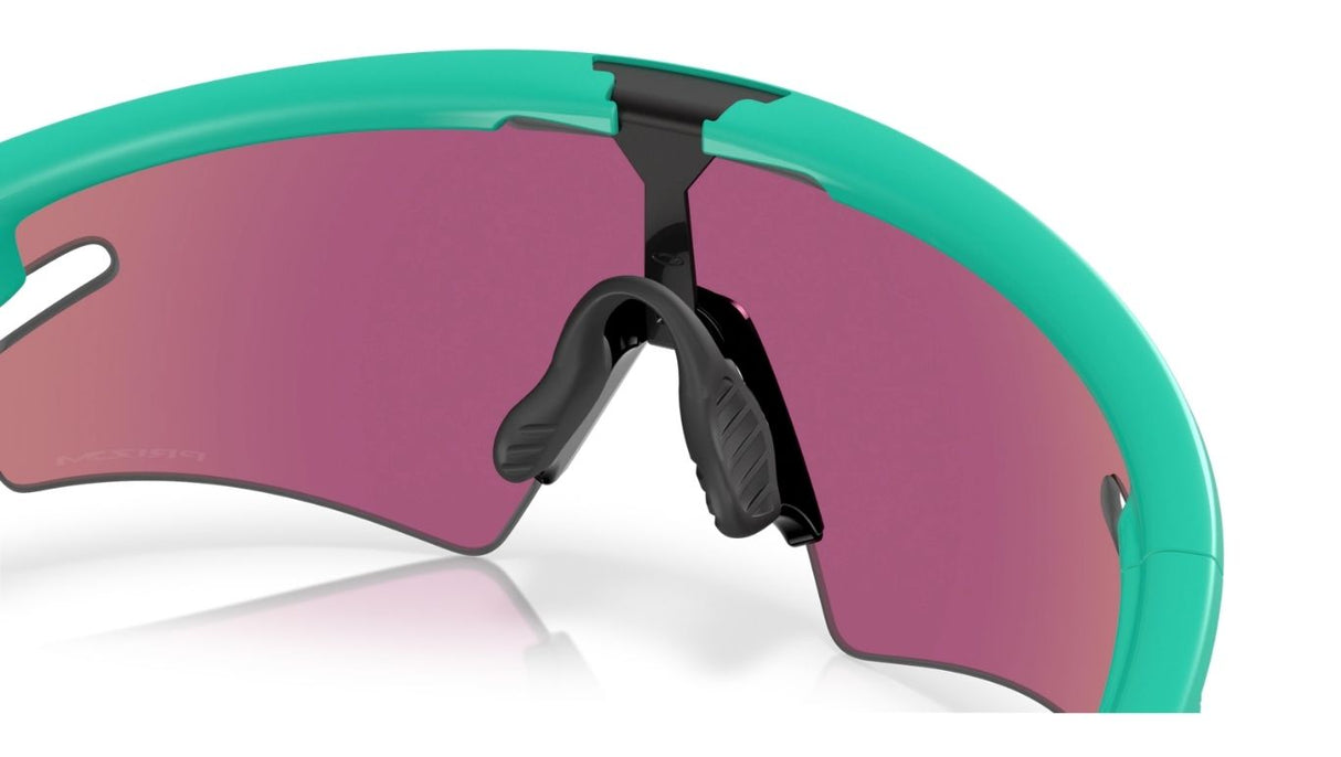 oakley-sphaera-slash-matte-celeste-prizm-road-jade-04