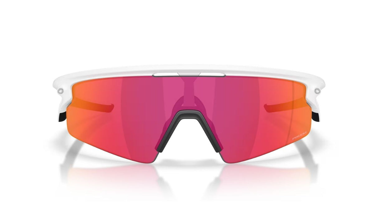 Oakley-sphaera-strike-matte-white-prizm-field-02