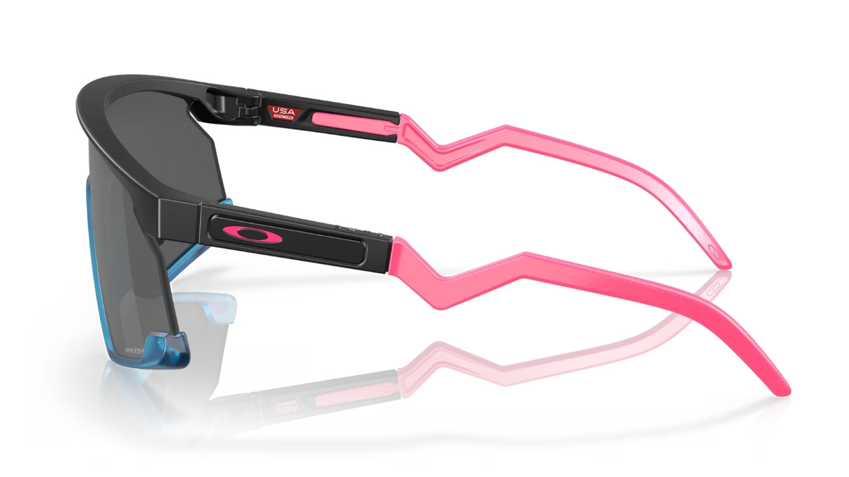 Oakley BXTR Matte Black-Sky Blue/ Prizm Black Zijkant