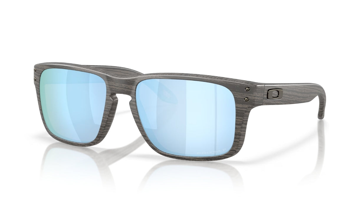 Oakley-Holbrook-S-Woodgrain-Prizm-Deep-Water-Polarized