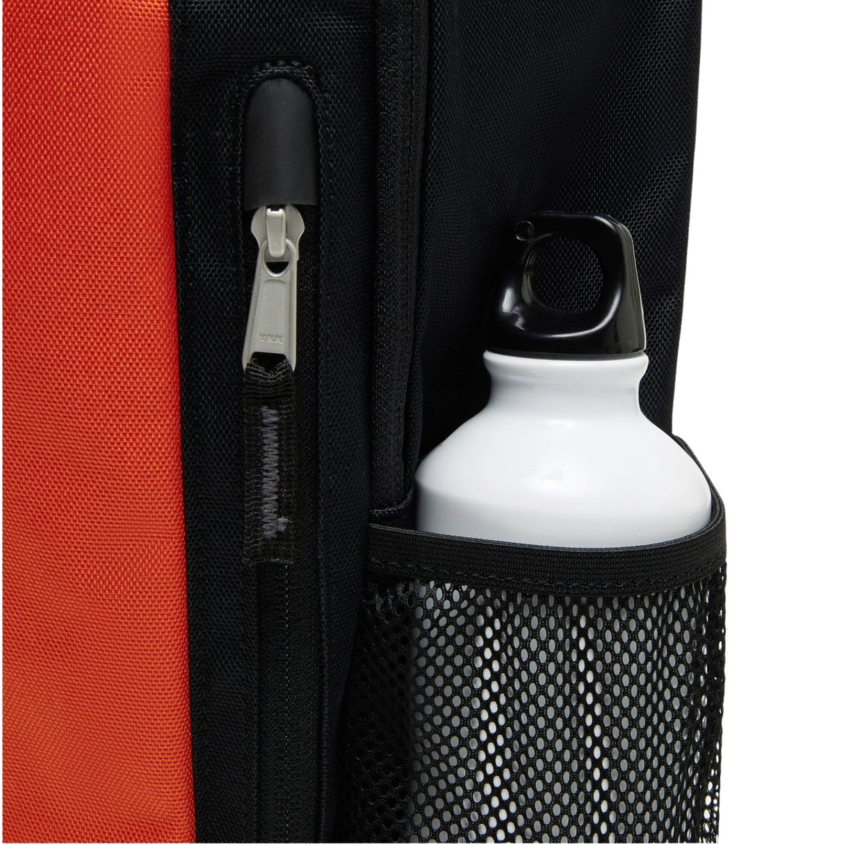 Oakley-Enduro-20L-3.0-Aviator-Orange-Zijaanzicht