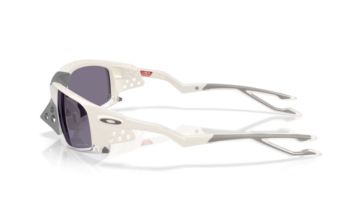 Oakley-plantaris-sq-matte-mist-prizm-grey-03