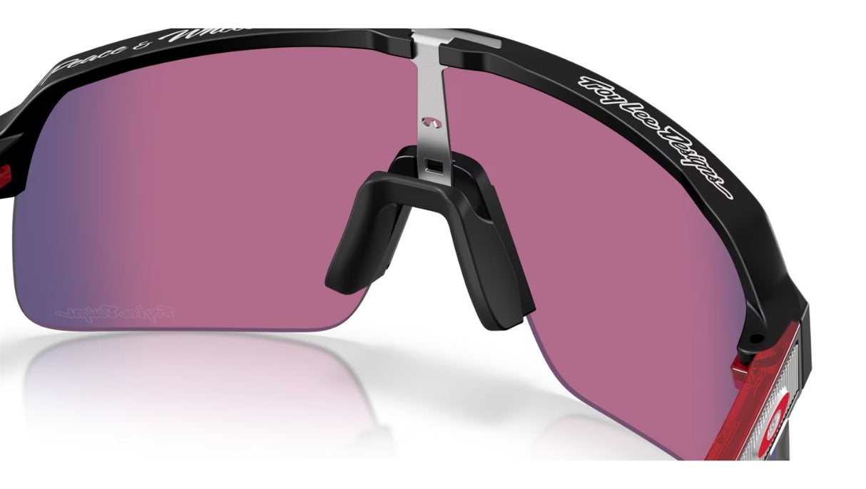 Oakley-sutro-lite-TLD-matte-black-prizm-road-04