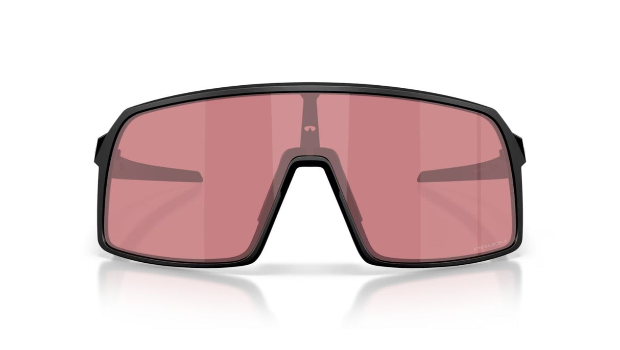 Oakley-Sutro-Matte-Black-Prizm-dark-golf-02