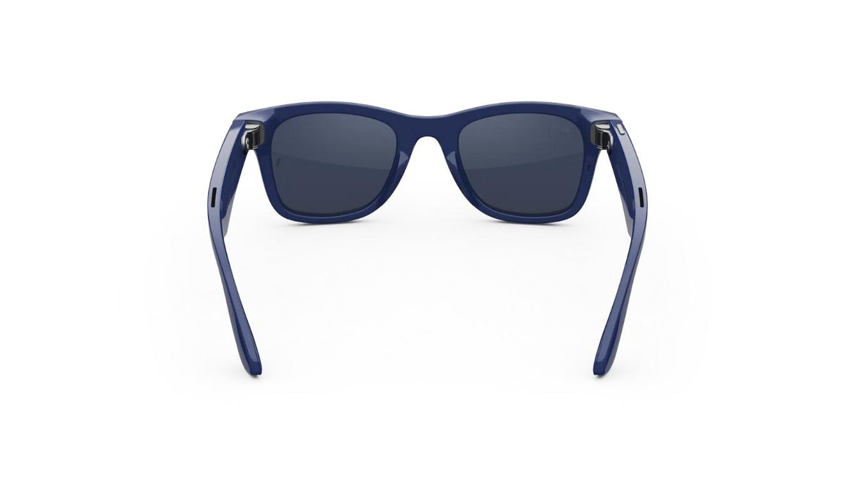 Ray-Ban-Meta-Wayfarer-Shiny-Cosmic-Blue-Transitions-Sapphire