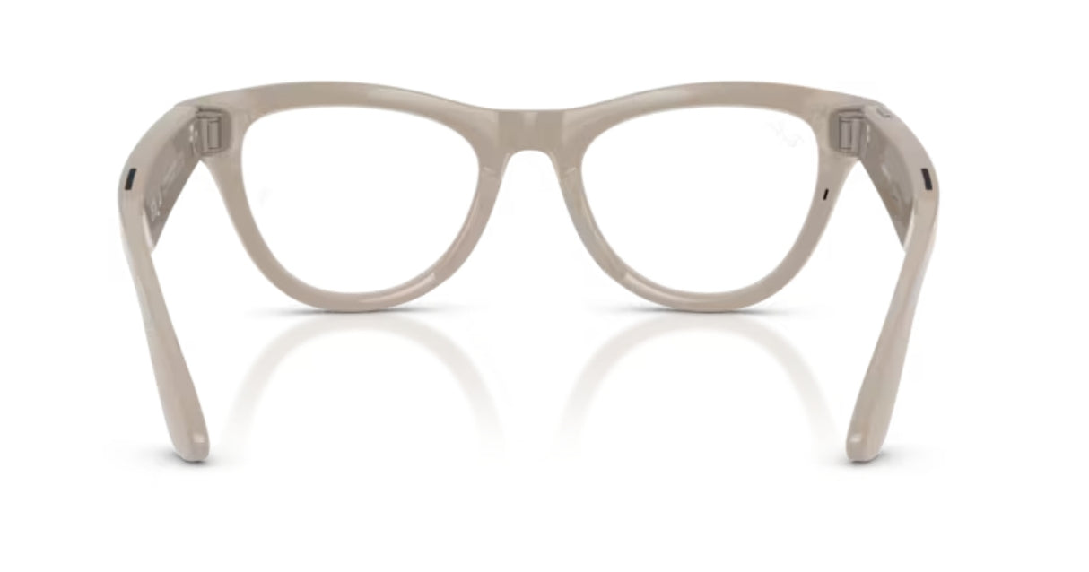 Ray-Ban-Skyler-Shiny-Chalky-Grey-Sapphire-Transitions-Achterkant