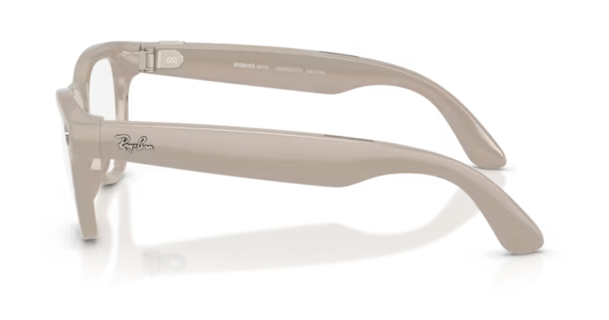 Ray-Ban-Skyler-Shiny-Chalky-Grey-Sapphire-Transitions-clear