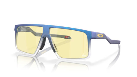 Oakley-helux-matte-blue-clear-fade-prizm-gaming-1