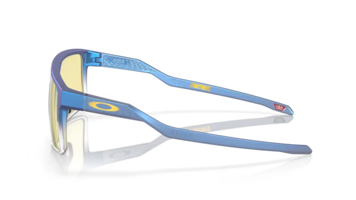 Oakley-helux-matte-blue-clear-fade-prizm-gaming-4