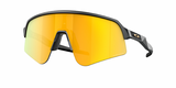 Oakley Sutro Lite Sweep sportbril in Matte Carbon met Prizm 24K lens, ideaal voor zonnige dagen