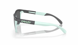 Oakley Frogskins Range Matte Carbon-Blue Milkshake/Prizm Black