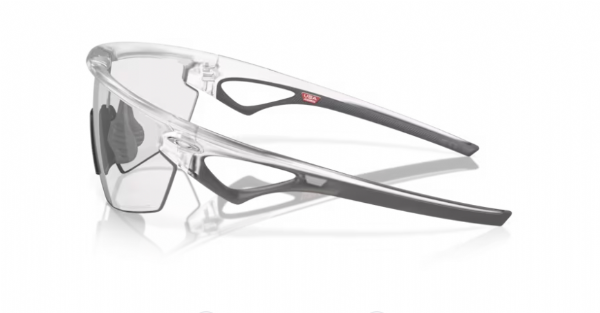 Oakley Sphaera Matte Clear/ Clear to Black Photochromic