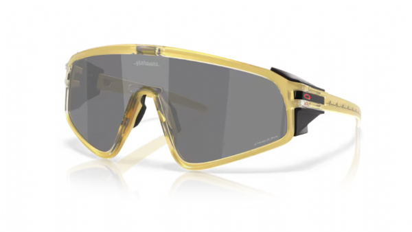 Oakley Latch Panel P. Mahomes Gold Glass/ Prizm Black