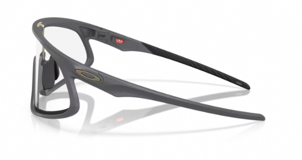 Oakley RSLV Matte Carbon/Clear to Black Iridium Photochromic